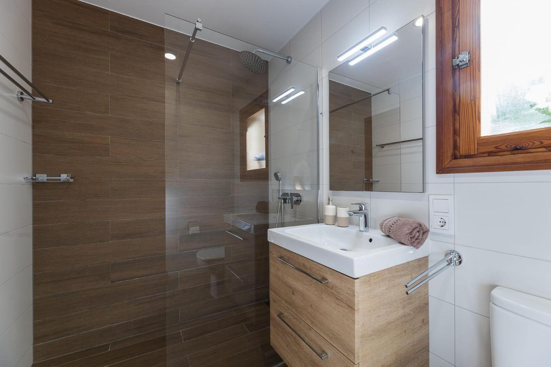 Ferienhaus Gomila, Beautiful And Quiet Traditional Mallorquin House *