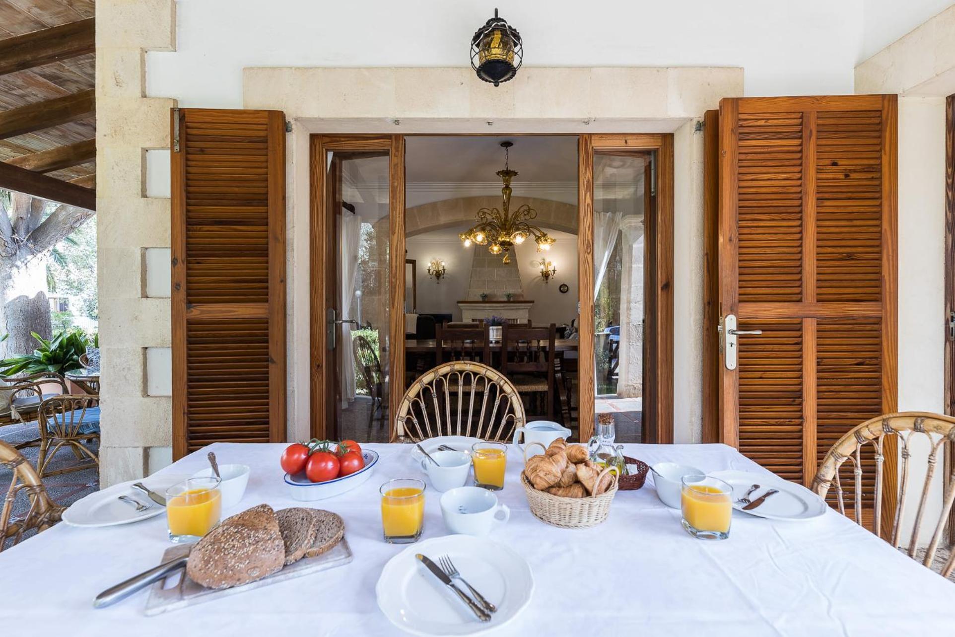 Ferienhaus Gomila, Beautiful And Quiet Traditional Mallorquin House Cielo de Bonaire